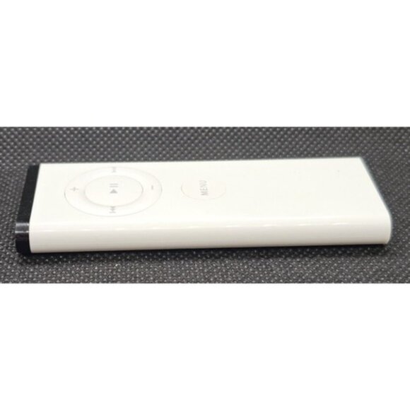 Apple White Remote Control - Picture 9 of 11